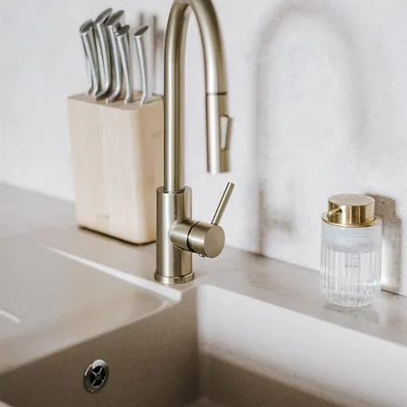 Roosevelt Riverside Apartmans * سيغيد