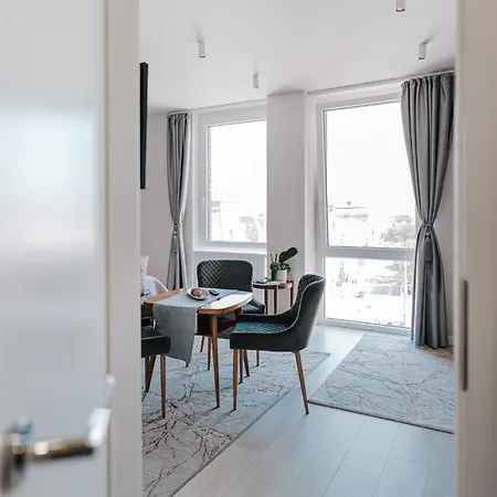 Roosevelt Riverside Apartmans شقة سيغيد
