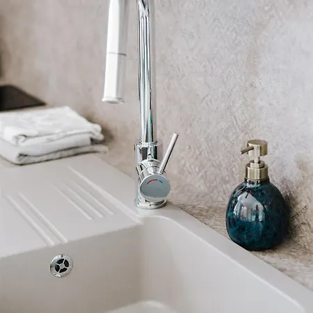 Roosevelt Riverside Apartmans *