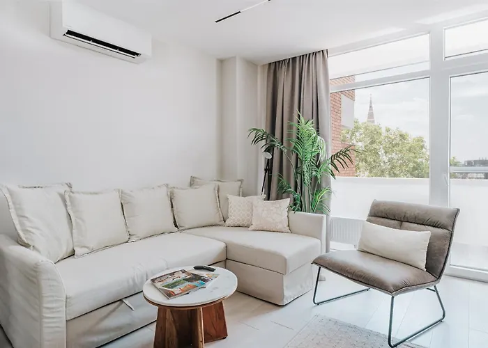 Апартаменты Roosevelt Riverside Apartmans Сегед