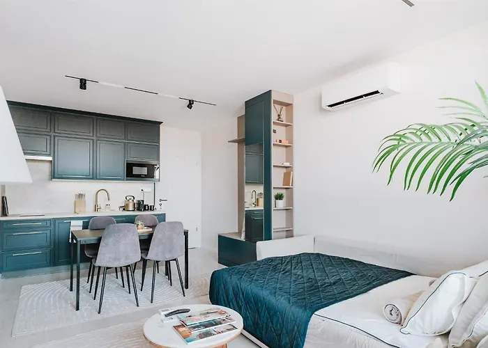 Апартаменты Roosevelt Riverside Apartmans