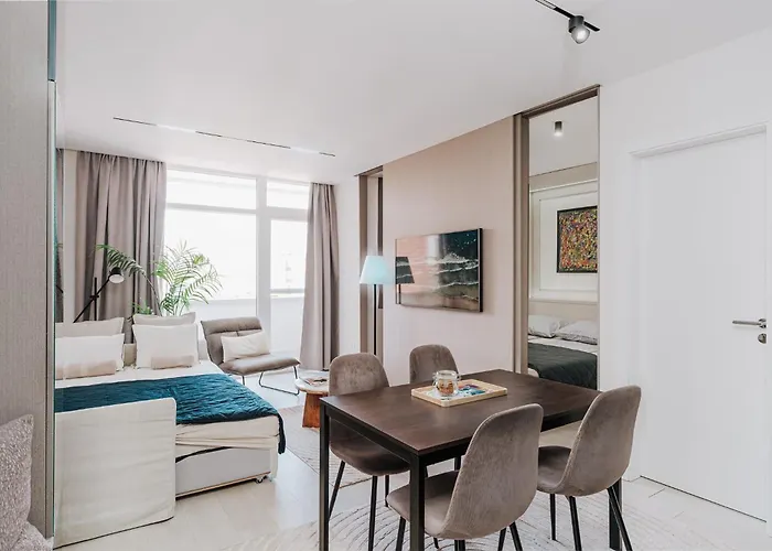 Roosevelt Riverside Apartmans Апартаменты